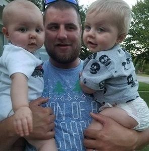 Meet your Posher, Derek